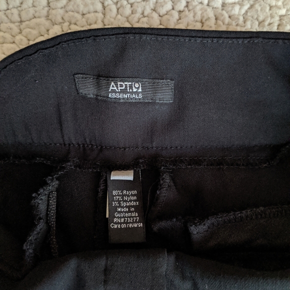 Apt. 9 Black Straight Leg Pull On pants (size 2) - Picture 7 of 8